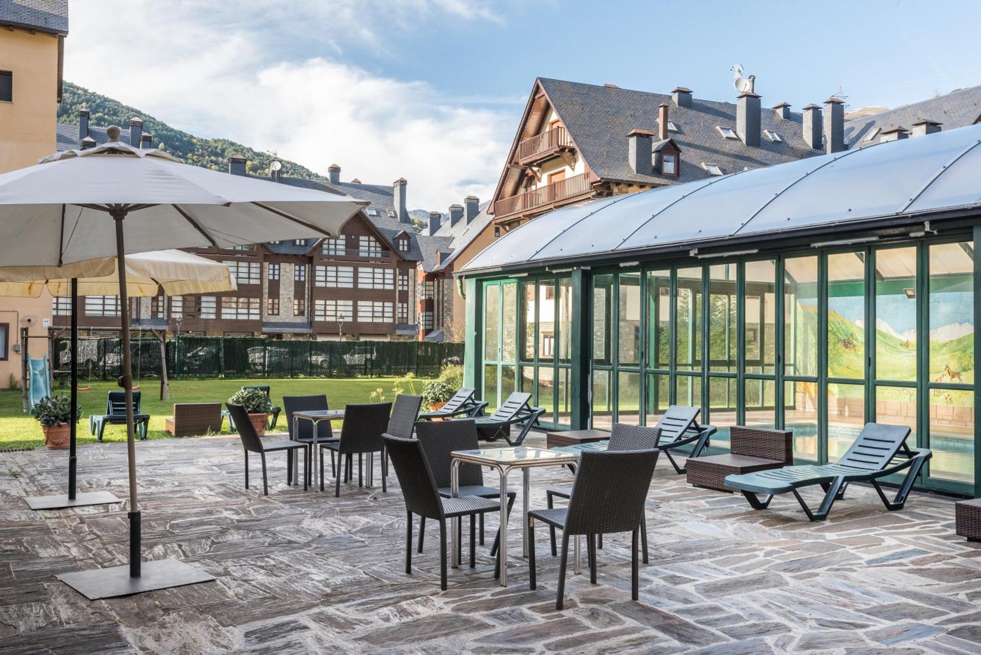 El Refugio De Aran Vielha Aparthotel Ngoại thất bức ảnh