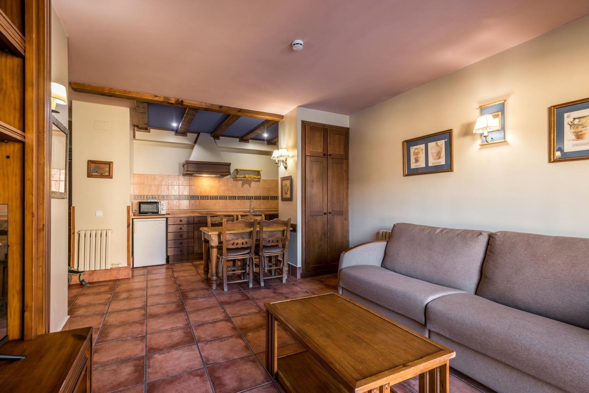 El Refugio De Aran Vielha Aparthotel Phòng bức ảnh