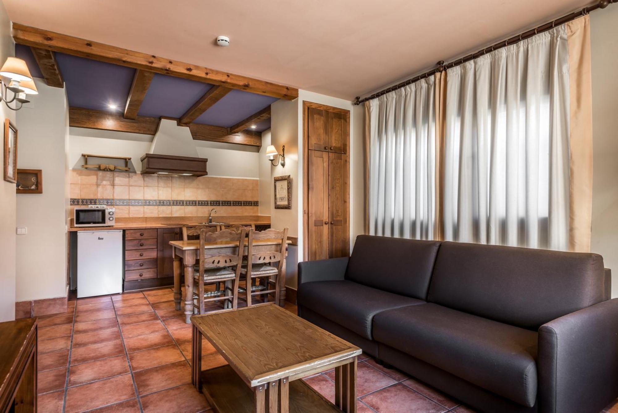 El Refugio De Aran Vielha Aparthotel Phòng bức ảnh